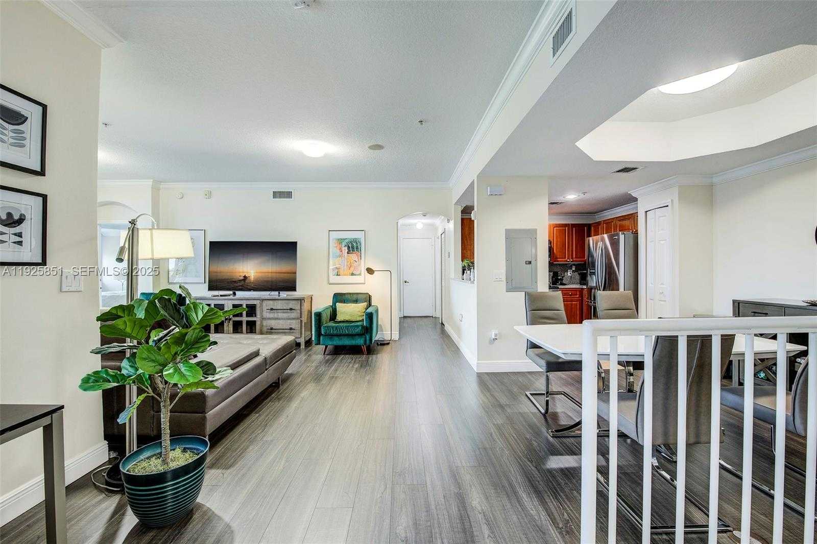 Small Image of 6380 NORTH WEST 114TH AVE #335, Doral Number 5