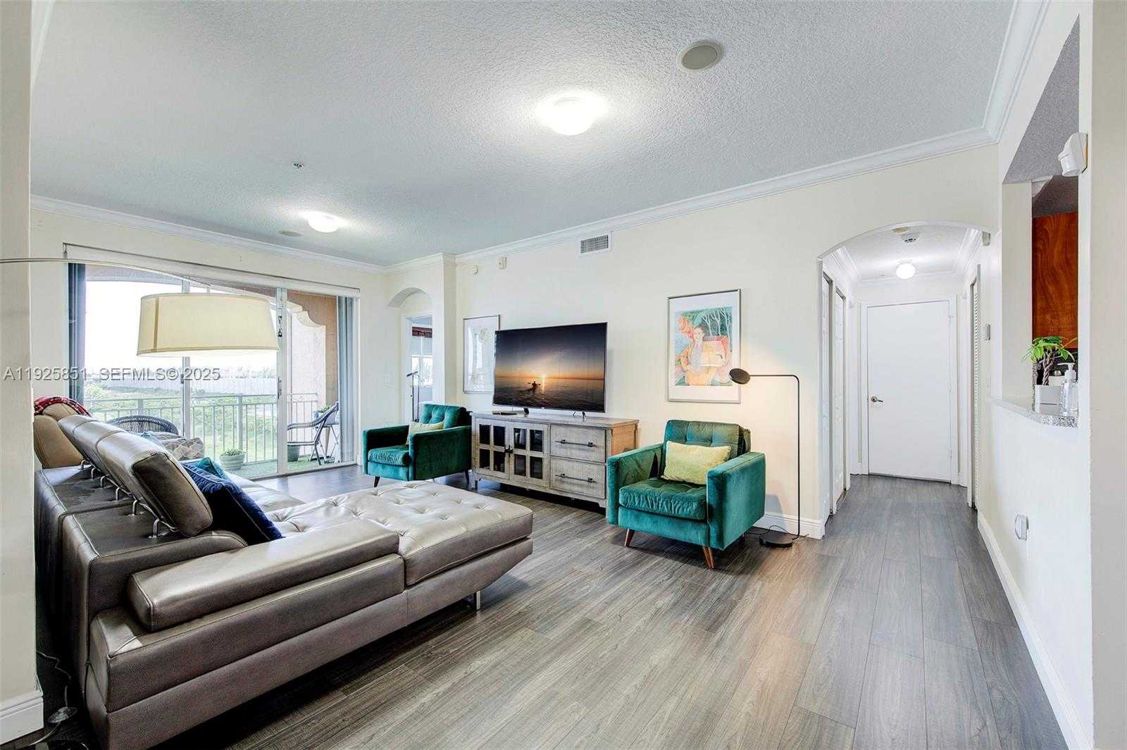 Small Image of 6380 NORTH WEST 114TH AVE #335, Doral Number 7