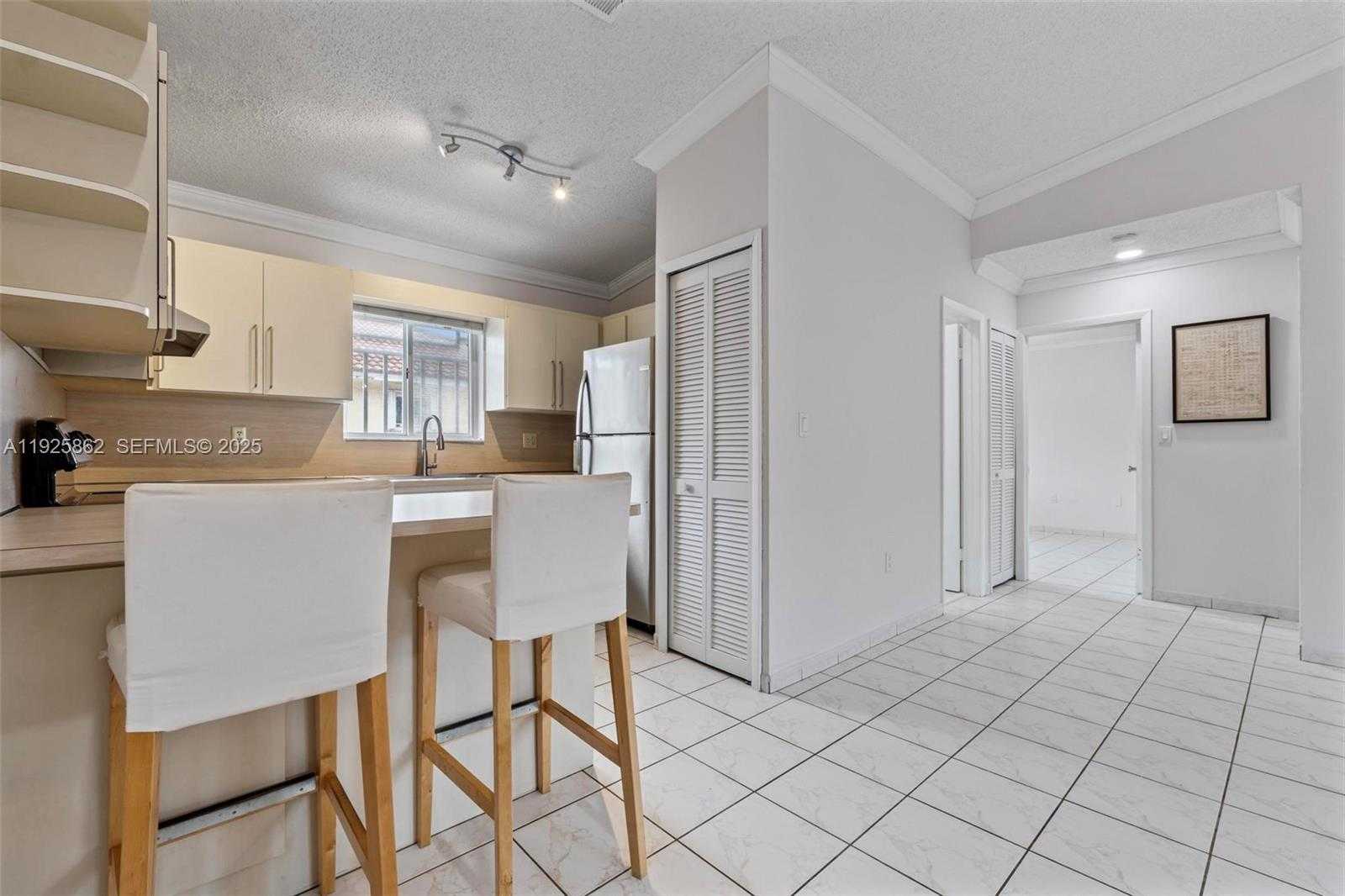 Small Image of 10101 WEST OKEECHOBEE RD #13202, Hialeah Gardens Number 14