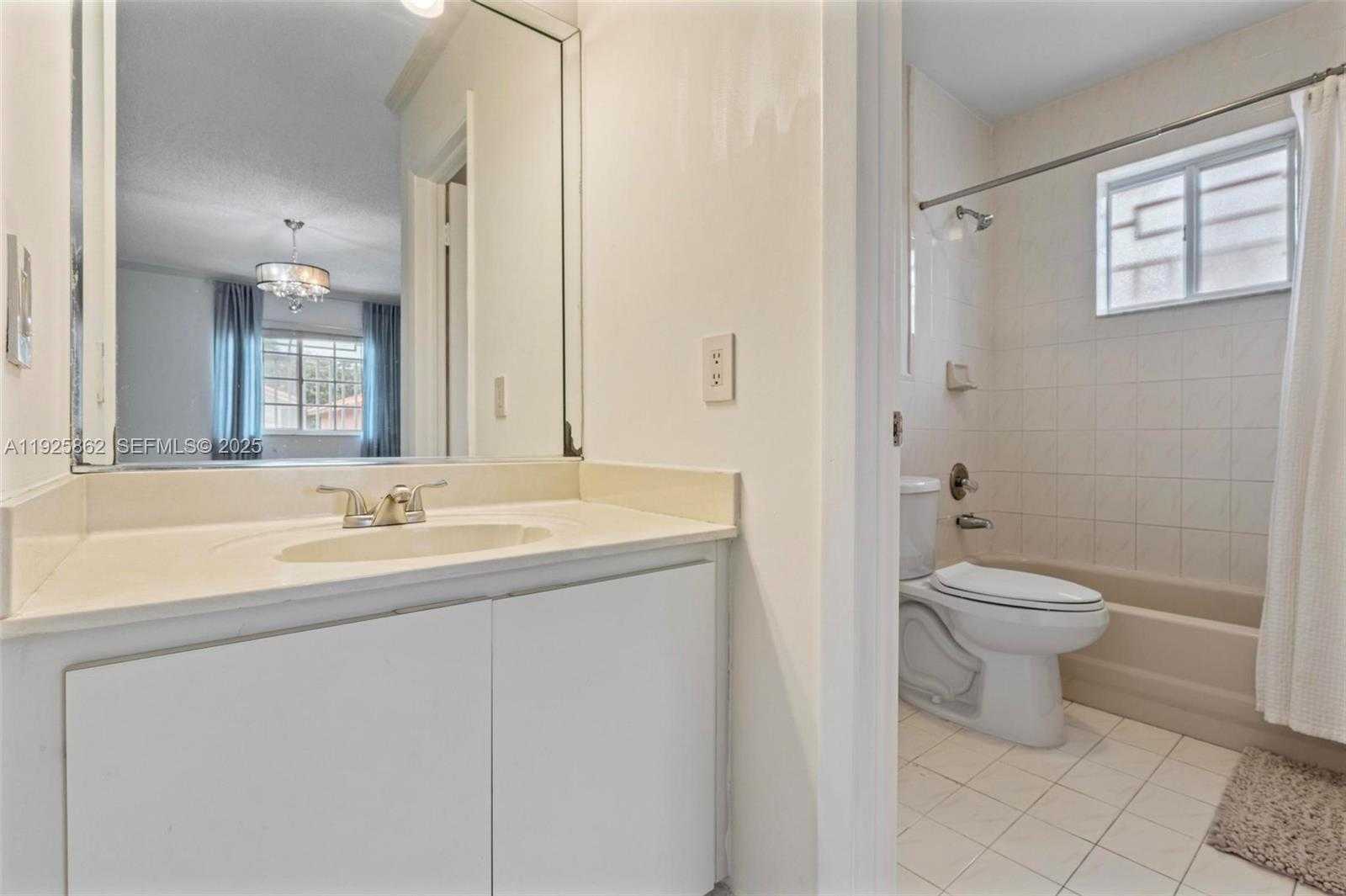 Small Image of 10101 WEST OKEECHOBEE RD #13202, Hialeah Gardens Number 28