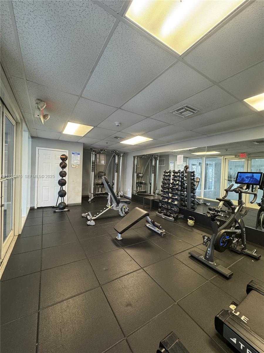 Small Image of 170 SOUTH EAST 14TH ST #1906, Miami Number 23