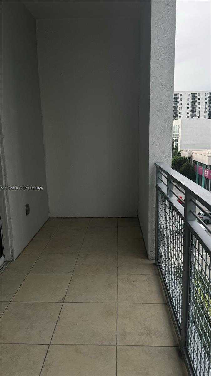 Small Image of 350 NORTH EAST 24TH ST #404, Miami Number 16