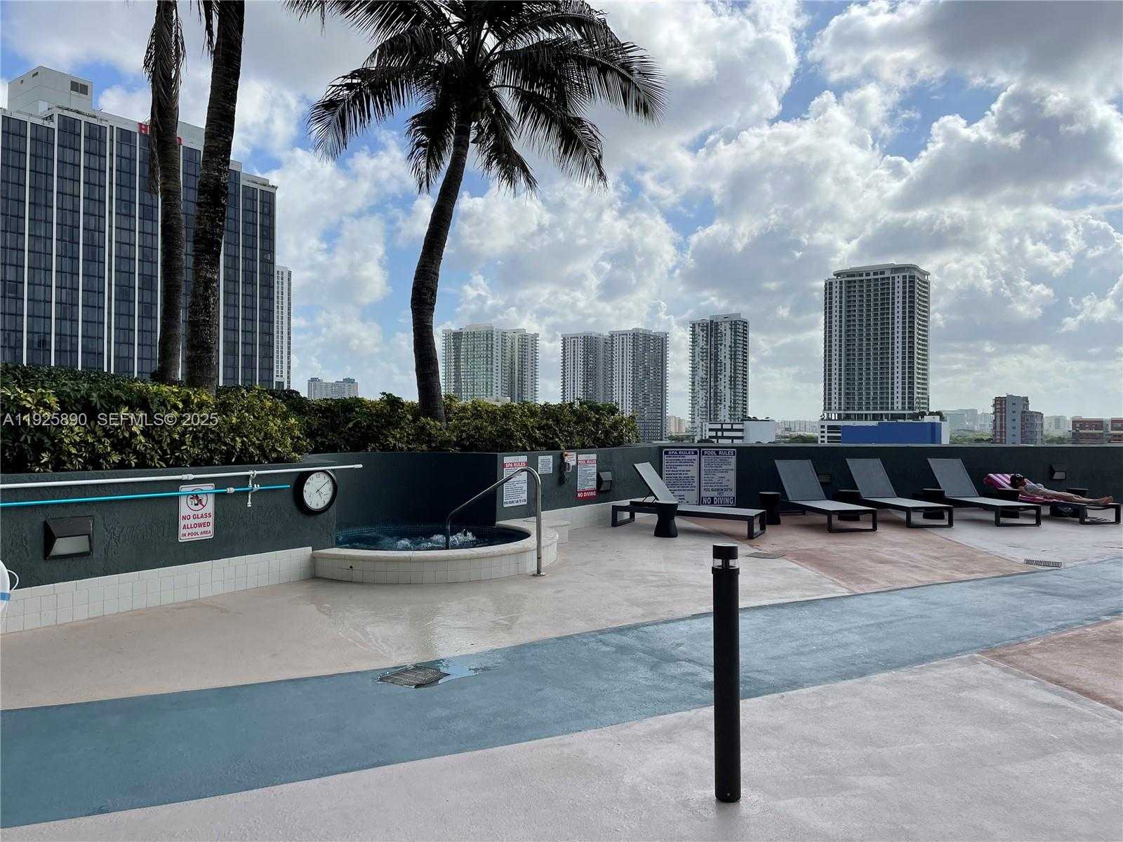 Small Image of 1750 NORTH BAYSHORE DR #3009, Miami Number 15