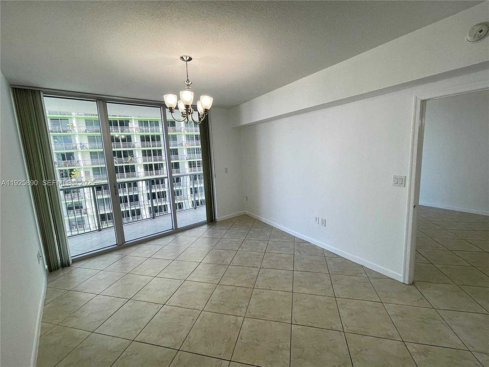 Small Image of 1750 NORTH BAYSHORE DR #3009, Miami Number 4