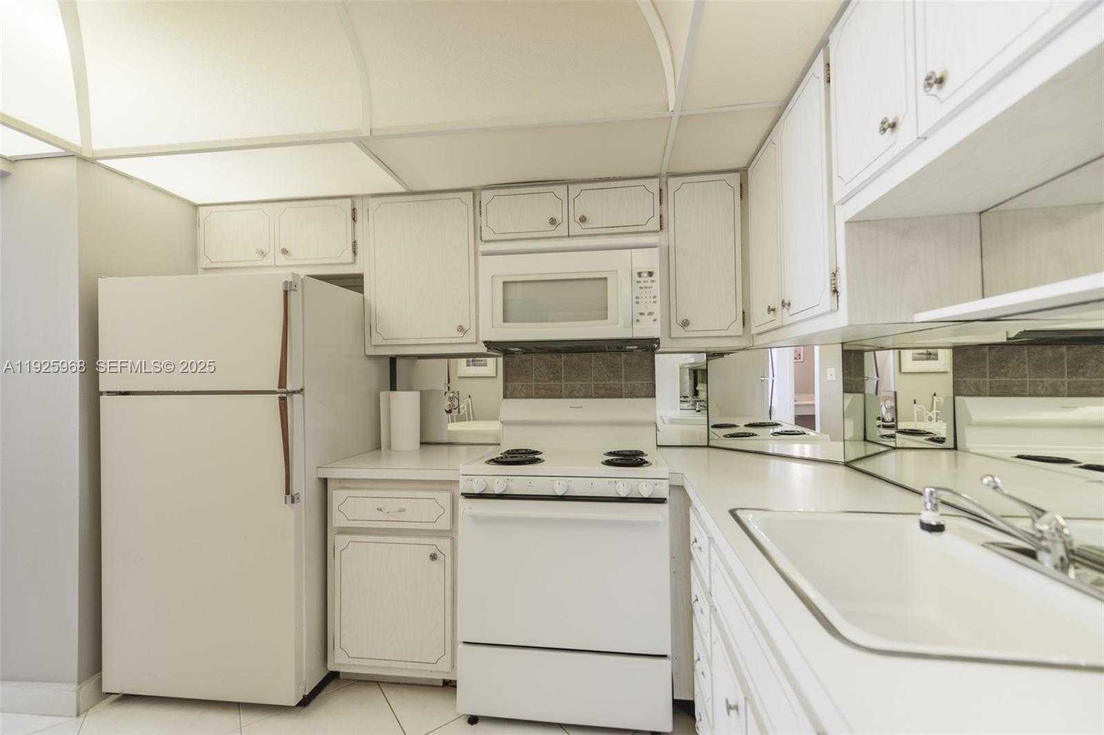 Small Image of 1950 SOUTH OCEAN DR #5Q, Hallandale Beach Number 16