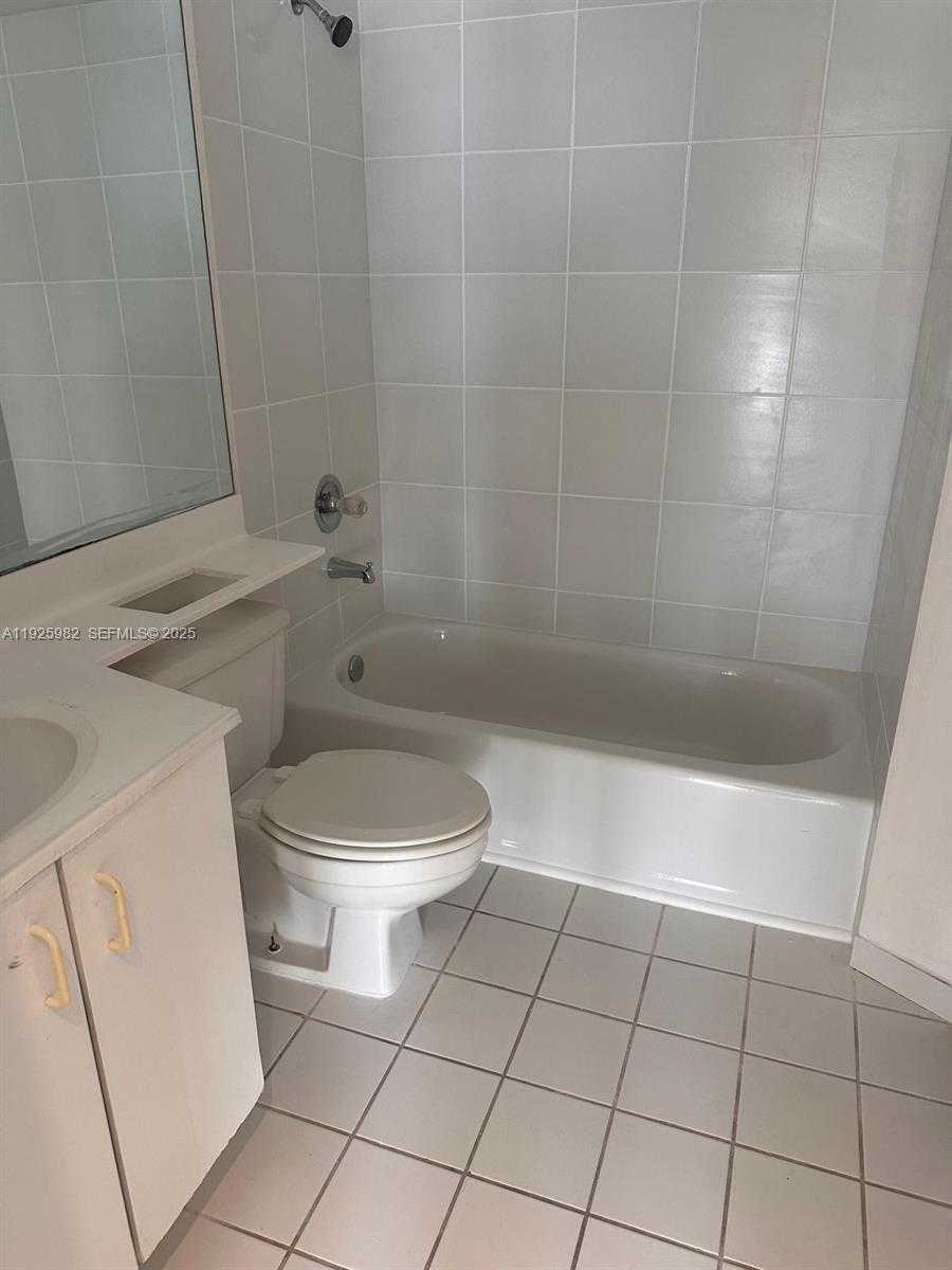 Small Image of 3300 NORTH EAST 192ND ST #1415, Aventura Number 7