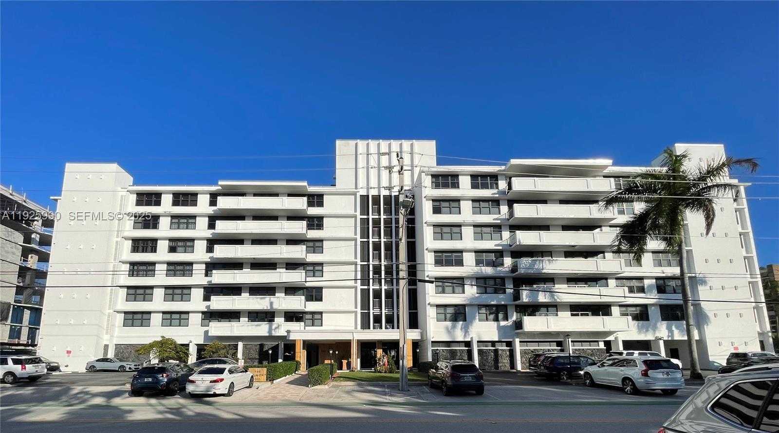 Small Image of 10101 EAST BAY HARBOR DR #402, Bay Harbor Islands Number 1