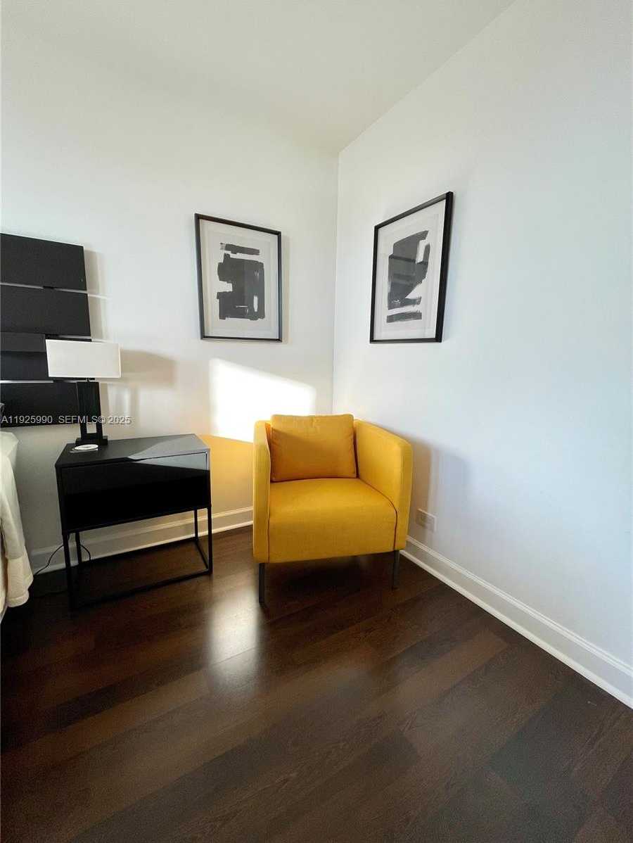 Small Image of 10101 EAST BAY HARBOR DR #402, Bay Harbor Islands Number 19