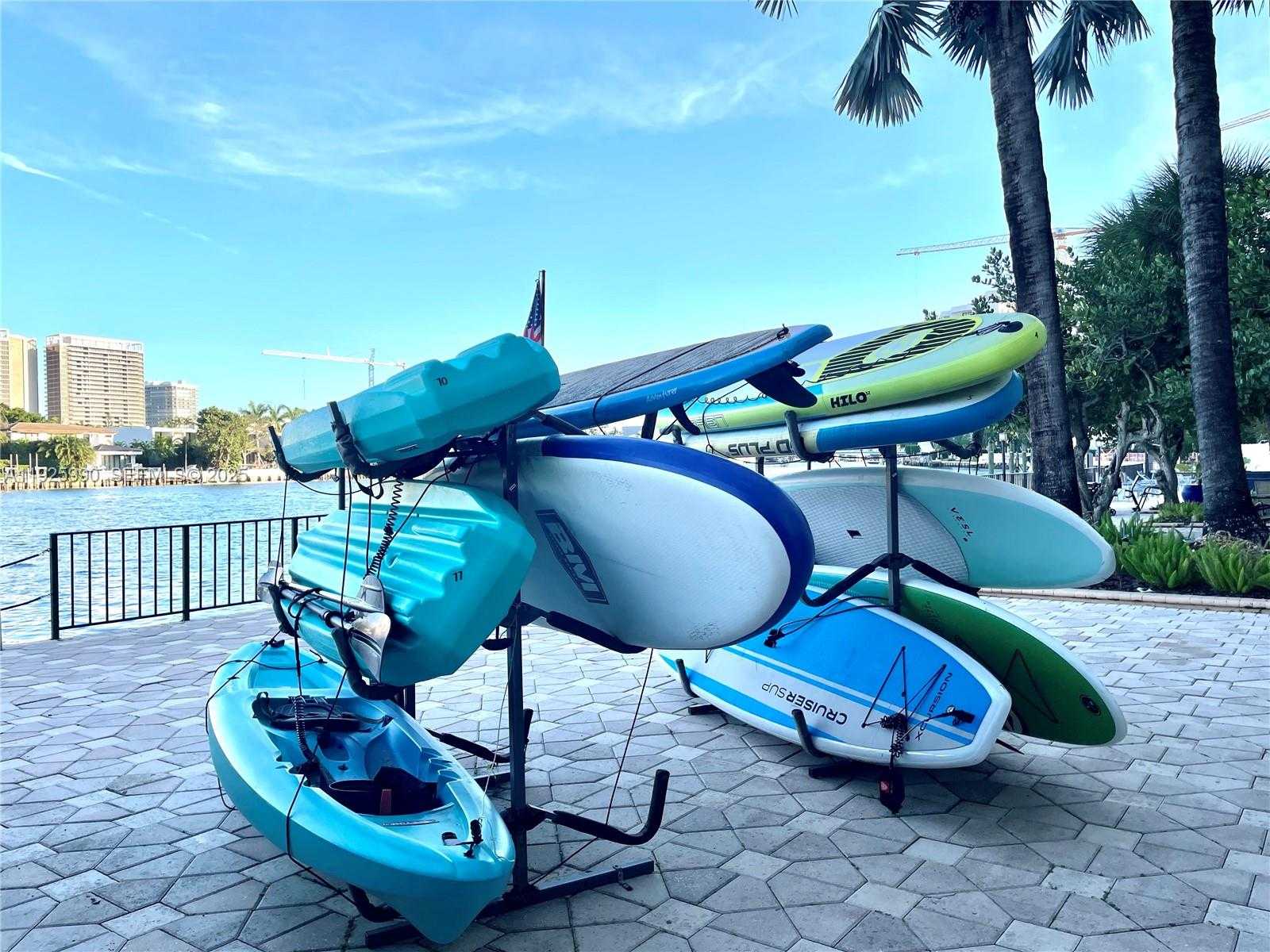 Small Image of 10101 EAST BAY HARBOR DR #402, Bay Harbor Islands Number 31