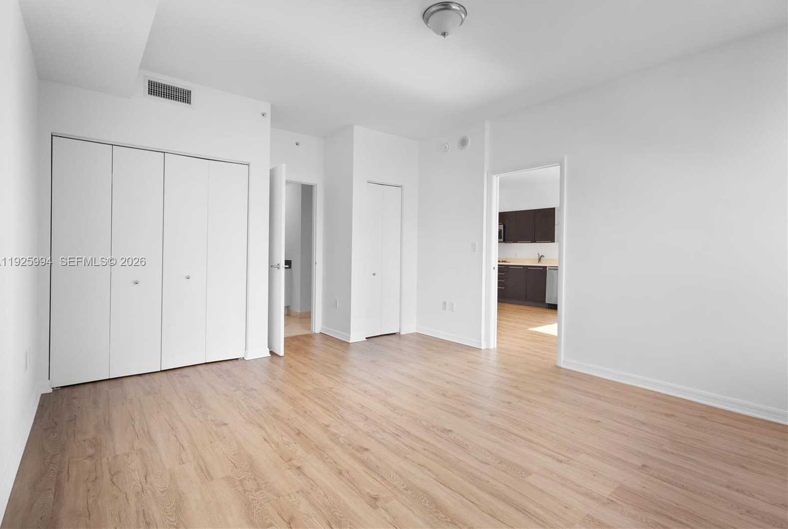 Small Image of 90 SOUTH WEST 3RD ST #1512, Miami Number 12