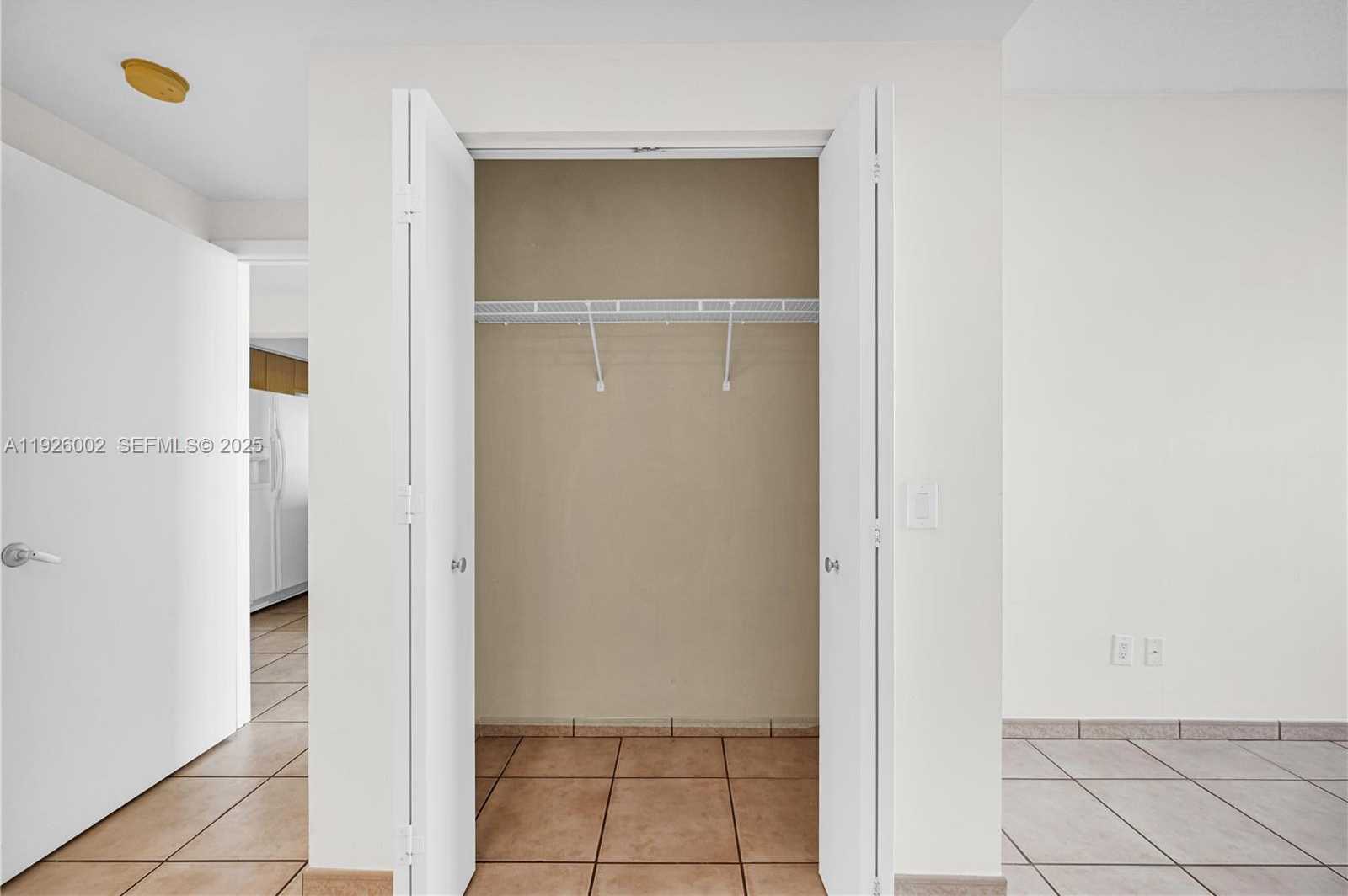 Small Image of 2475 BRICKELL AVE #703, Miami Number 14