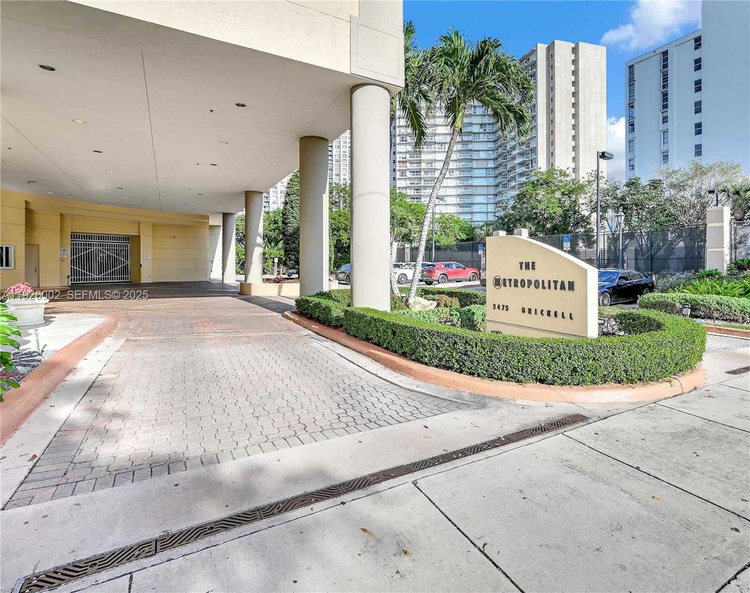 Small Image of 2475 BRICKELL AVE #703, Miami Number 28
