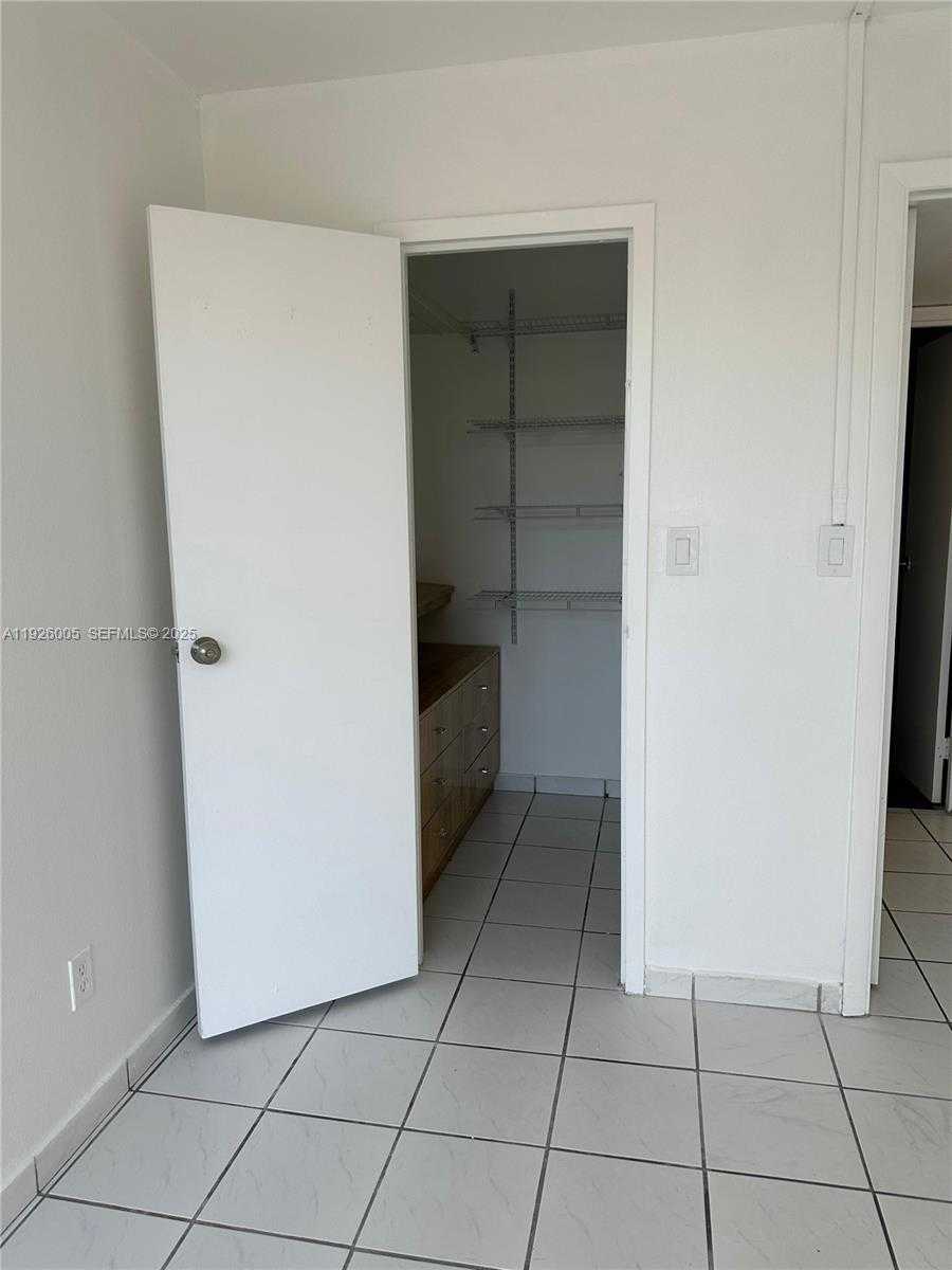 Small Image of 210 172ND ST #542, Sunny Isles Beach Number 10
