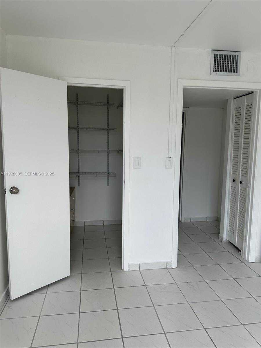 Small Image of 210 172ND ST #542, Sunny Isles Beach Number 9