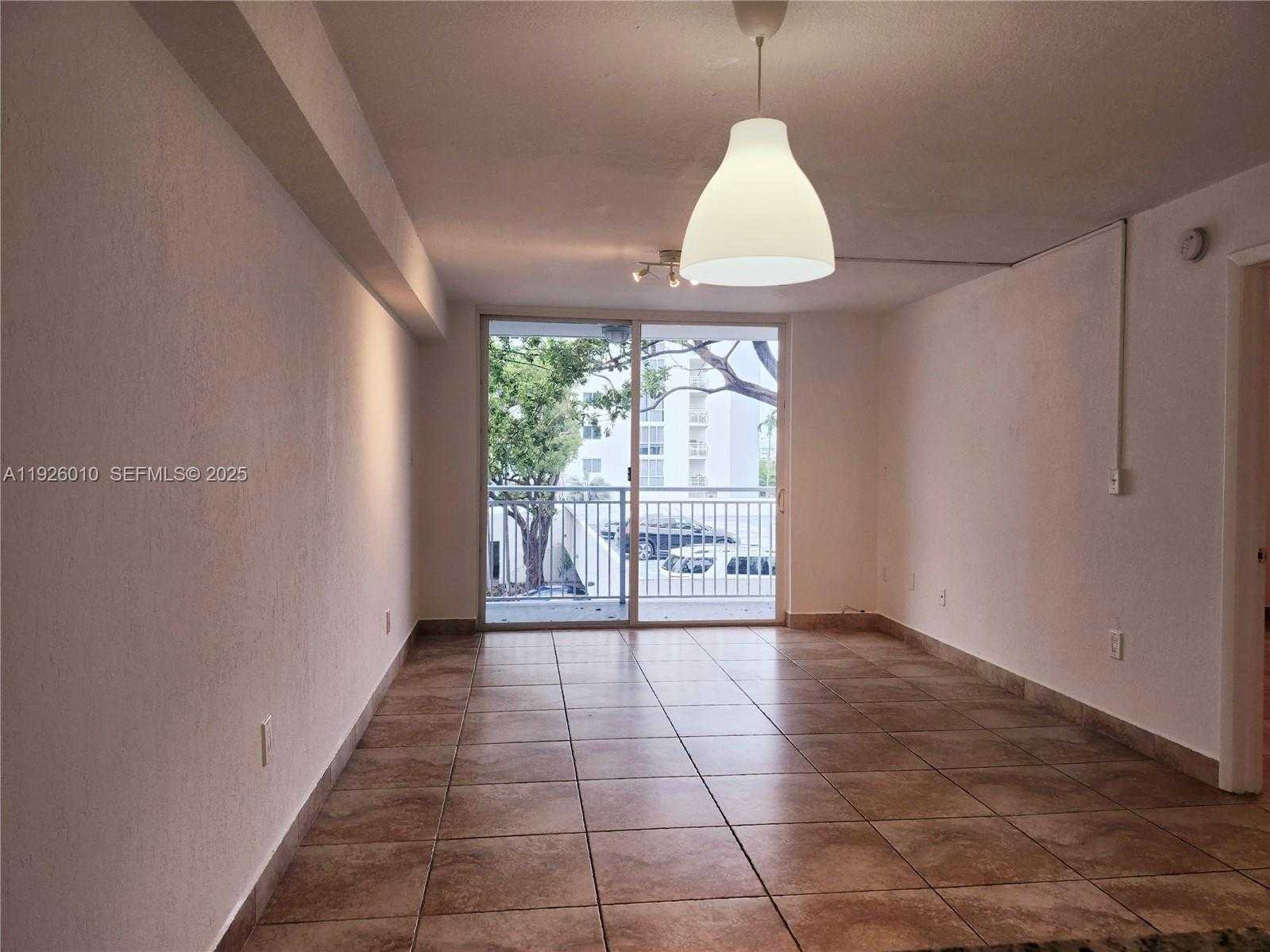 Small Image of 1666 WEST AVE #312, Miami Beach Number 7