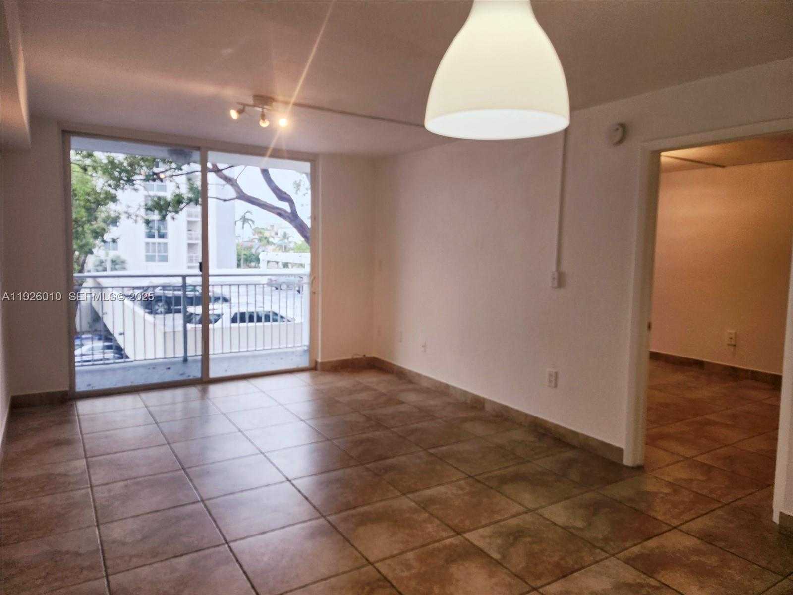 Small Image of 1666 WEST AVE #312, Miami Beach Number 8