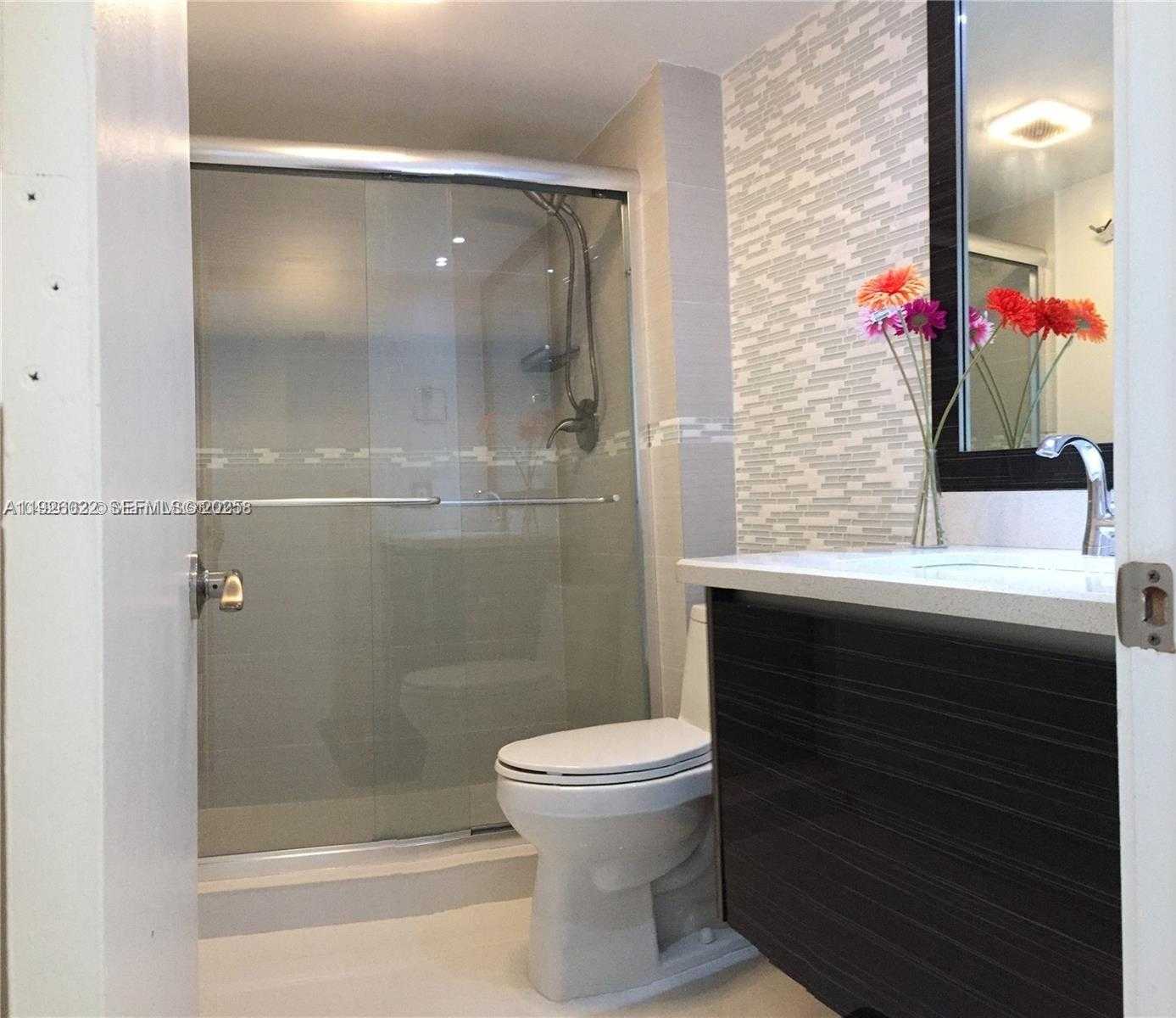 Small Image of 3731 NORTH COUNTRY CLUB DR #623, Aventura Number 22