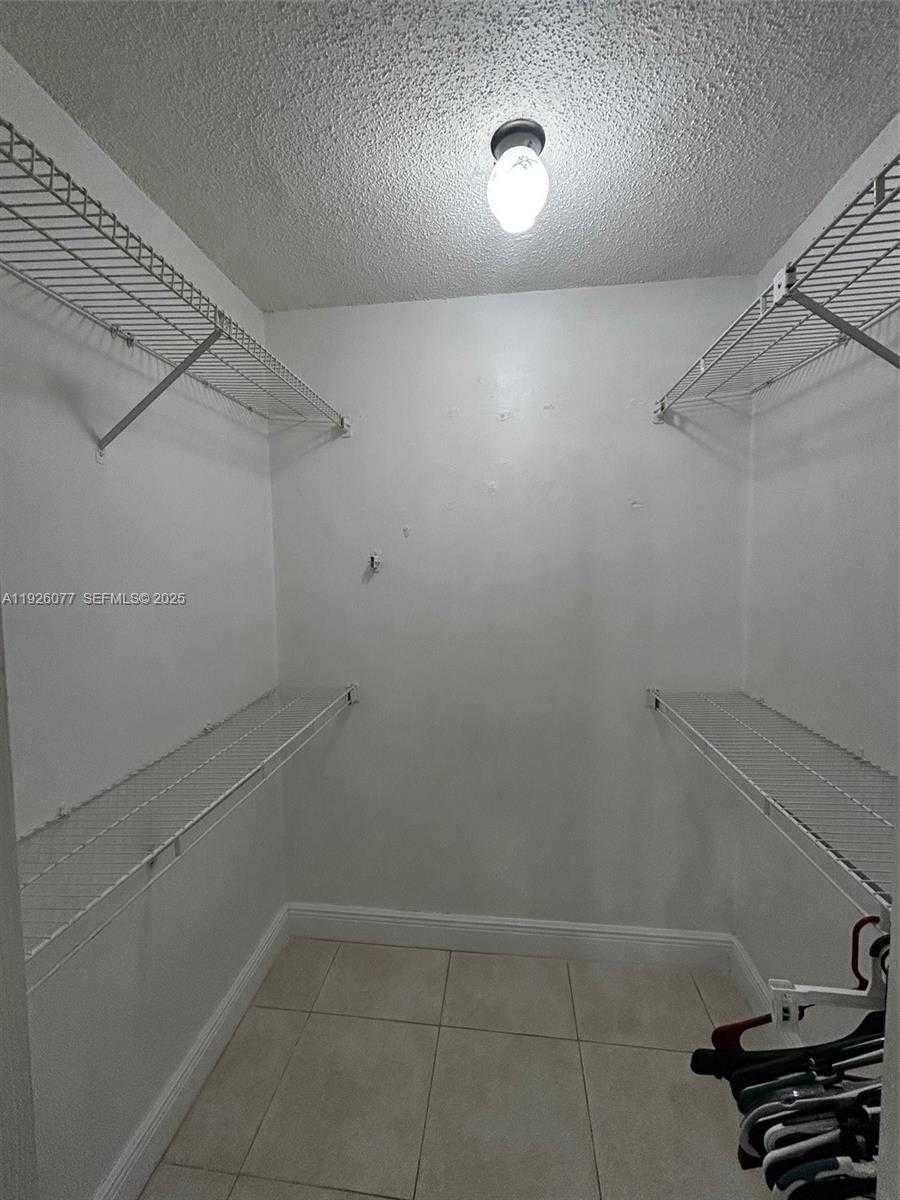 Small Image of 14311 NORTH KENDALL DR #103A, Miami Number 16