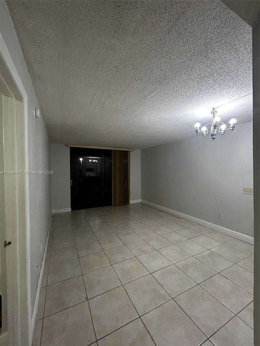 Small Image of 14311 NORTH KENDALL DR #103A, Miami Number 8