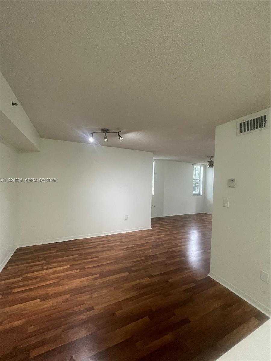 Small Image of 4420 NORTH WEST 107TH AVE #201, Doral Number 4