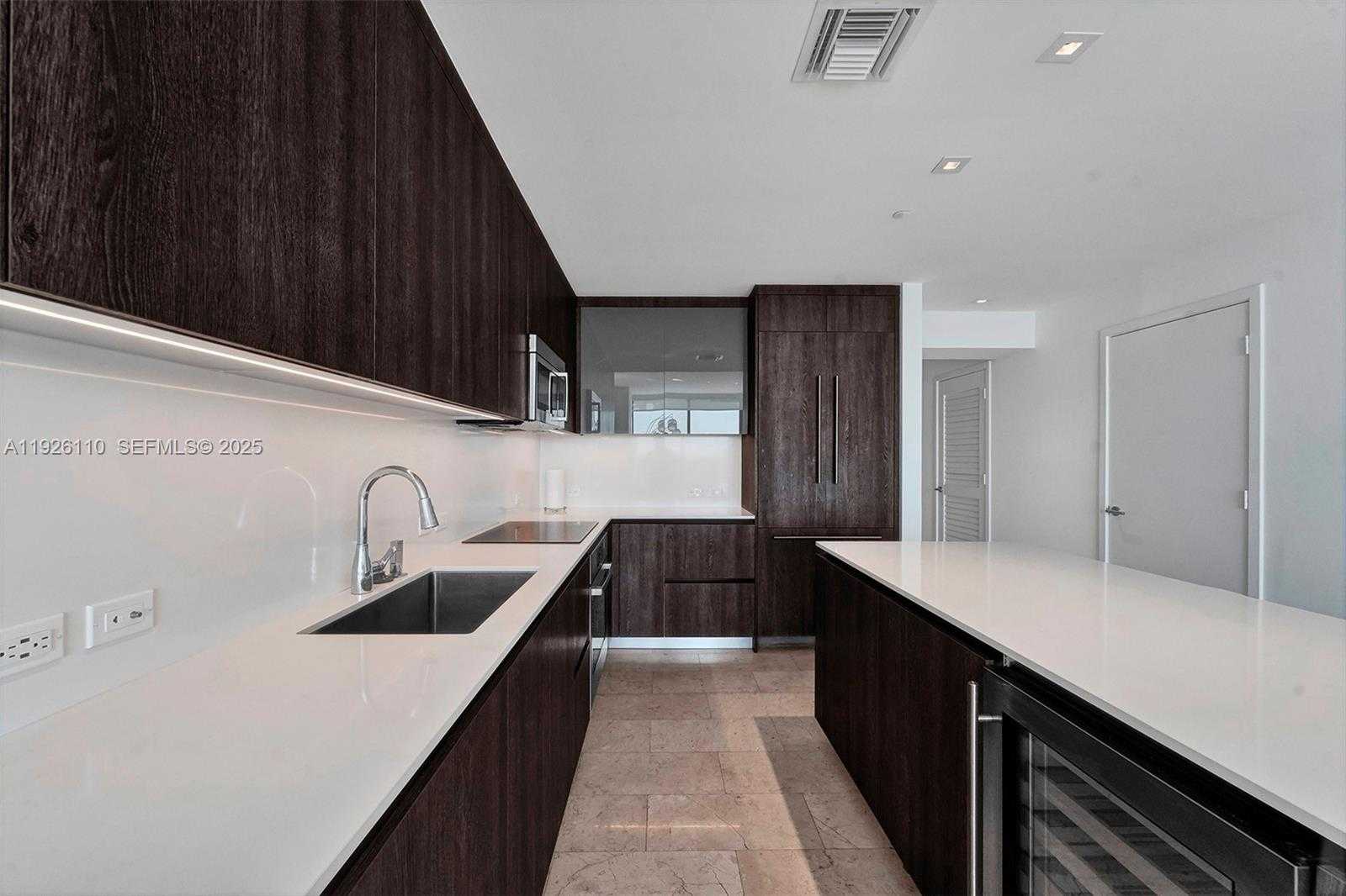 Small Image of 88 SOUTH WEST 7TH ST #2106, Miami Number 19