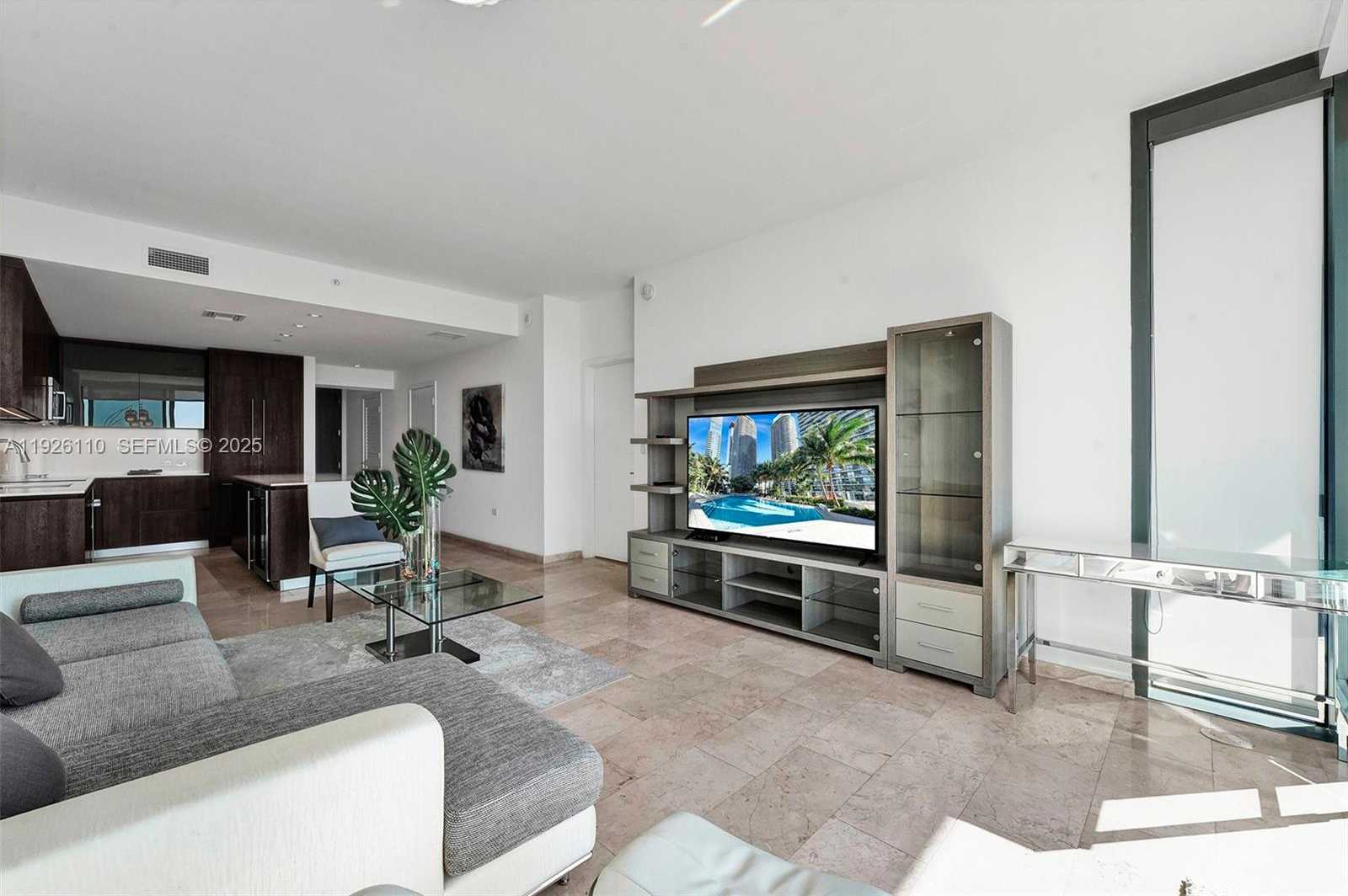 Small Image of 88 SOUTH WEST 7TH ST #2106, Miami Number 27