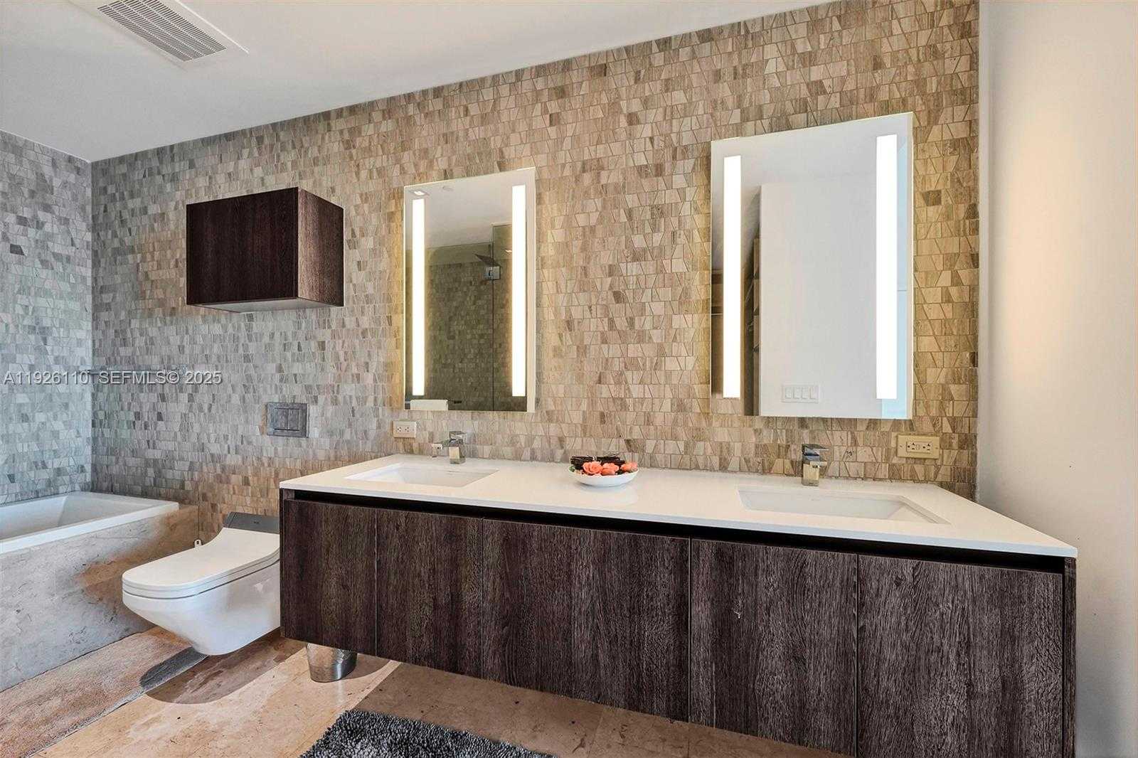 Small Image of 88 SOUTH WEST 7TH ST #2106, Miami Number 44