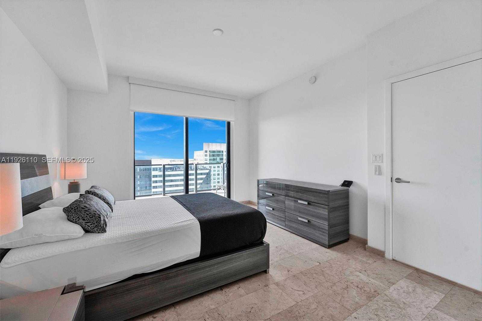 Small Image of 88 SOUTH WEST 7TH ST #2106, Miami Number 46