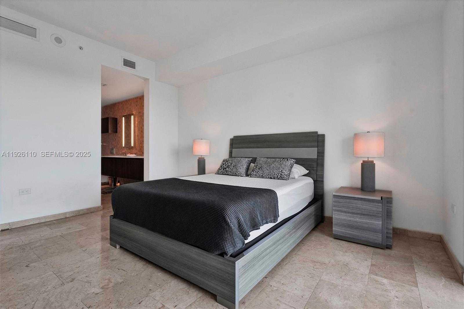 Small Image of 88 SOUTH WEST 7TH ST #2106, Miami Number 50