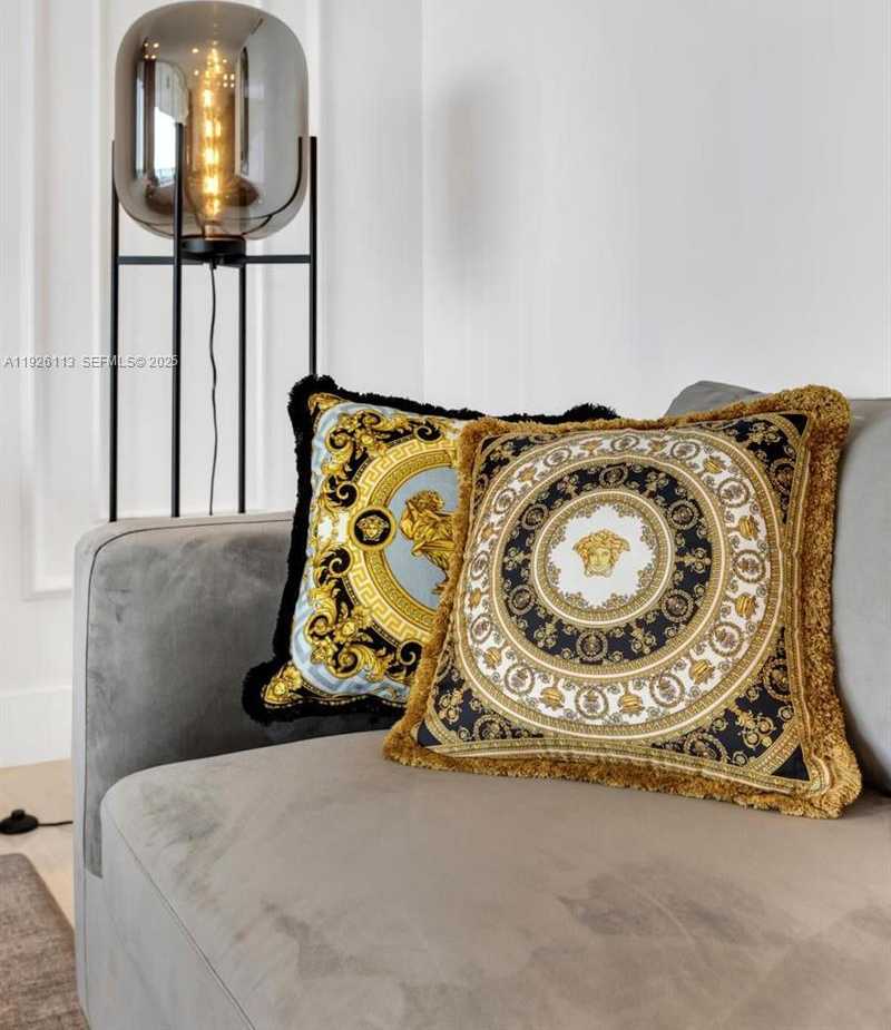 Small Image of 881 OCEAN DR #9C, Key Biscayne Number 7