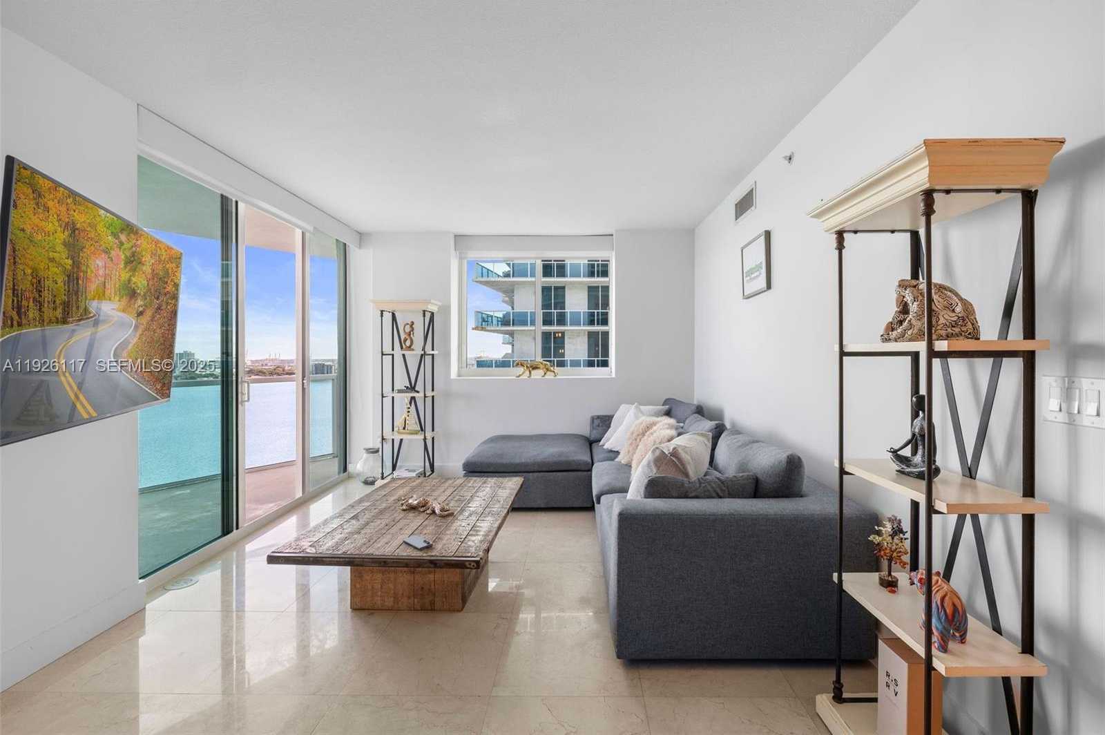 Small Image of 665 NORTH EAST 25TH ST #1801, Miami Number 4