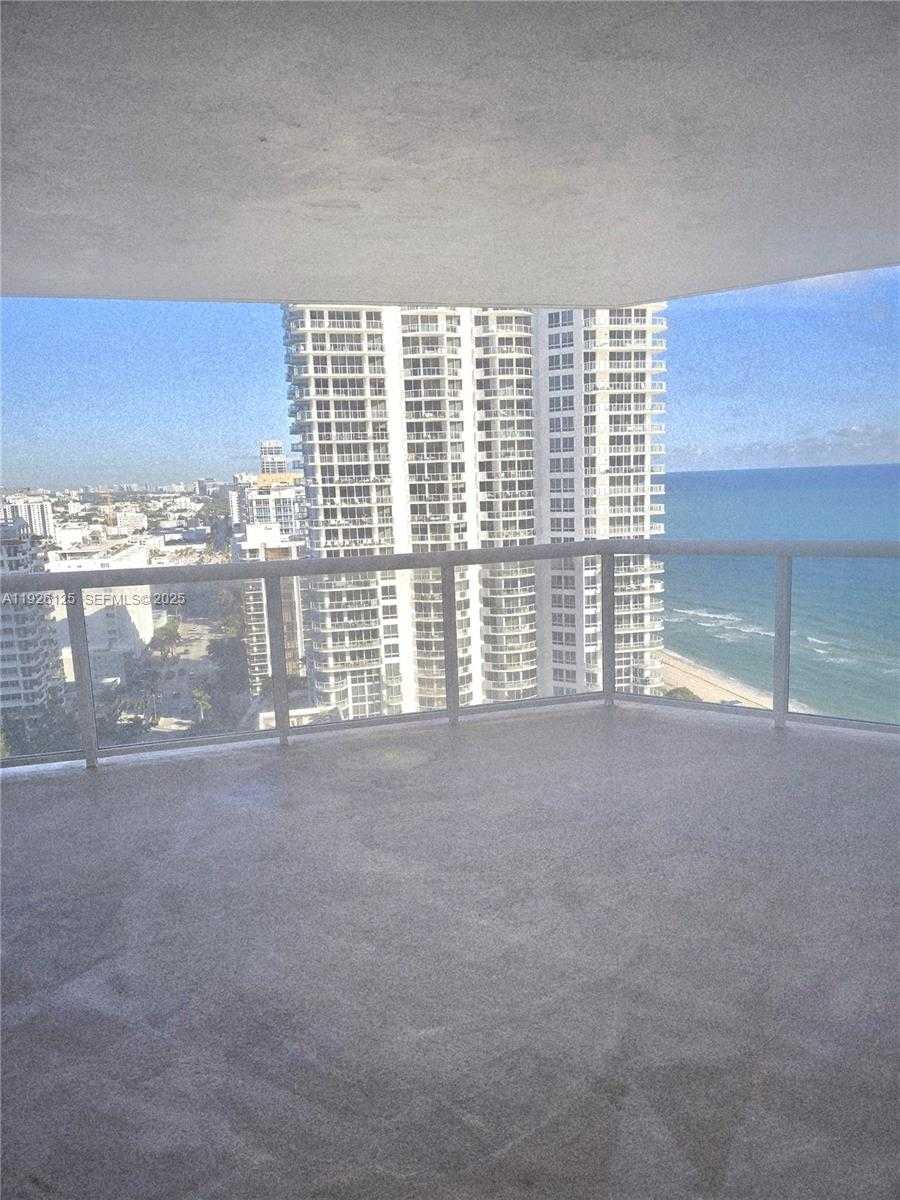 Small Image of 6301 COLLINS AVE #2508, Miami Beach Number 16