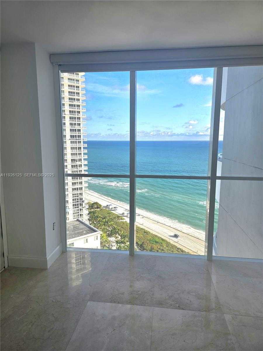 Small Image of 6301 COLLINS AVE #2508, Miami Beach Number 18