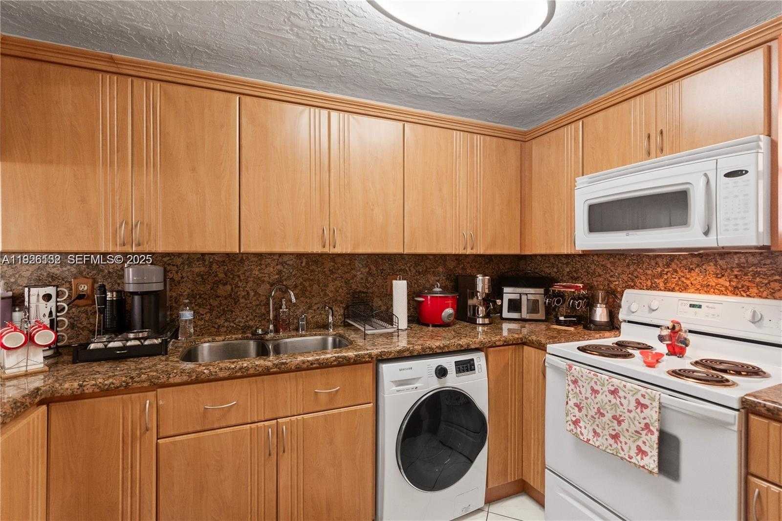 Small Image of 1810 WEST 56TH ST #3223, Hialeah Number 6