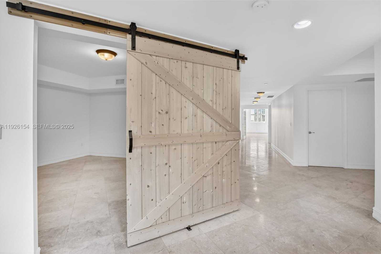 Small Image of 3301 NORTH EAST 183 ST #906, Aventura Number 10