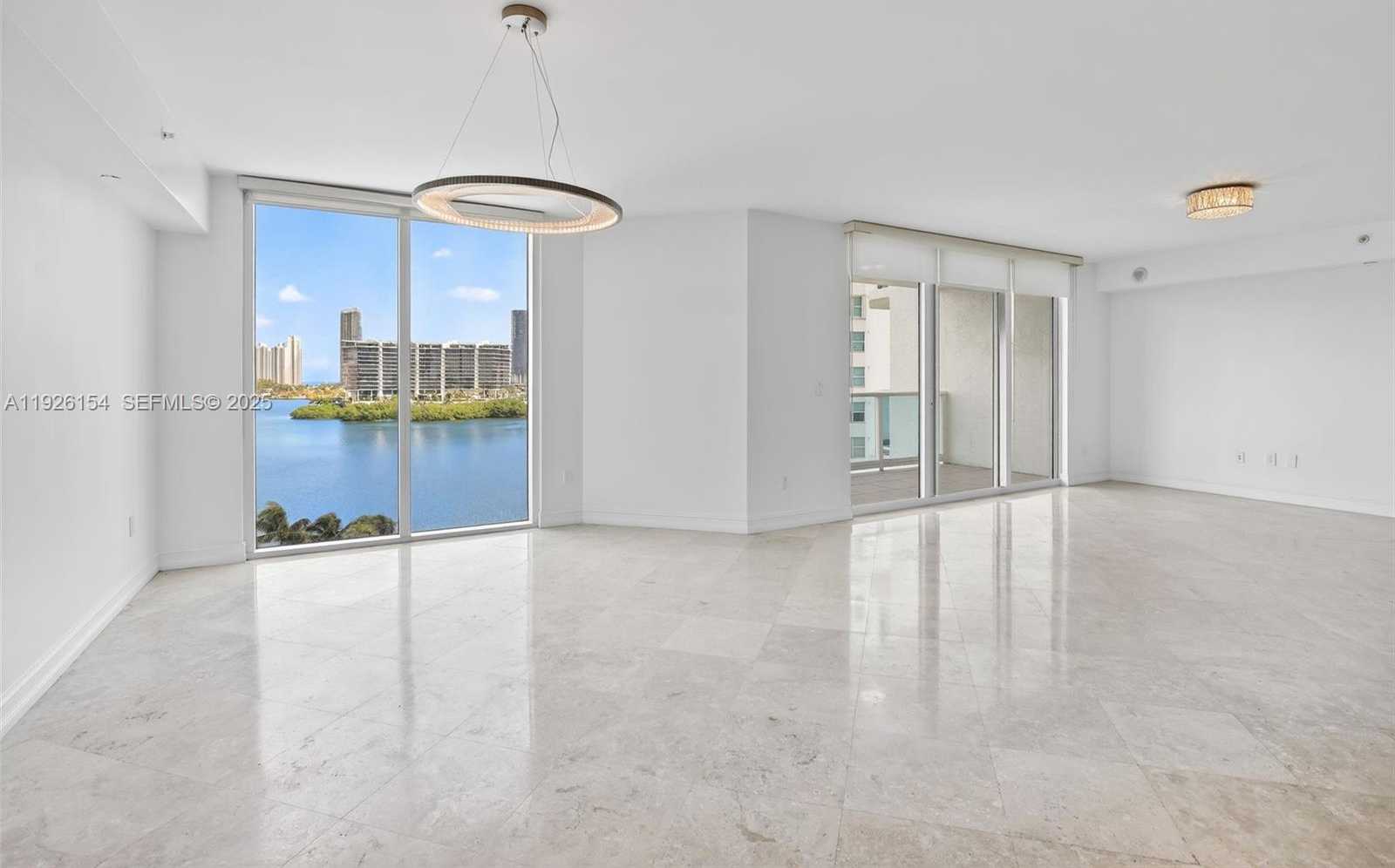 Small Image of 3301 NORTH EAST 183 ST #906, Aventura Number 3