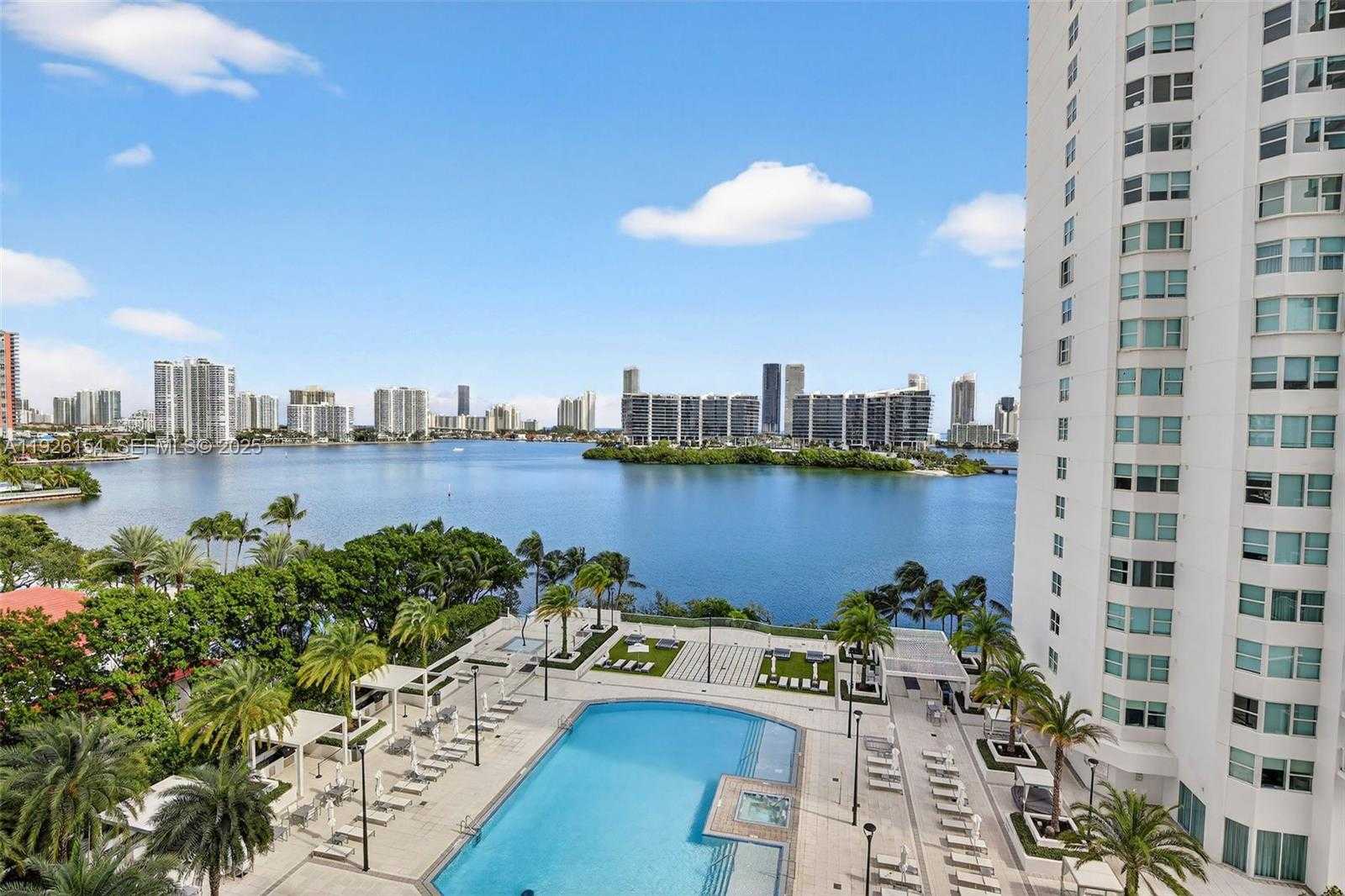 Small Image of 3301 NORTH EAST 183 ST #906, Aventura Number 37