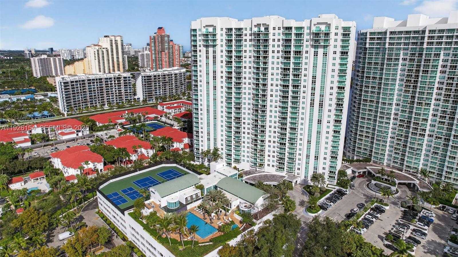 Small Image of 3301 NORTH EAST 183 ST #906, Aventura Number 48