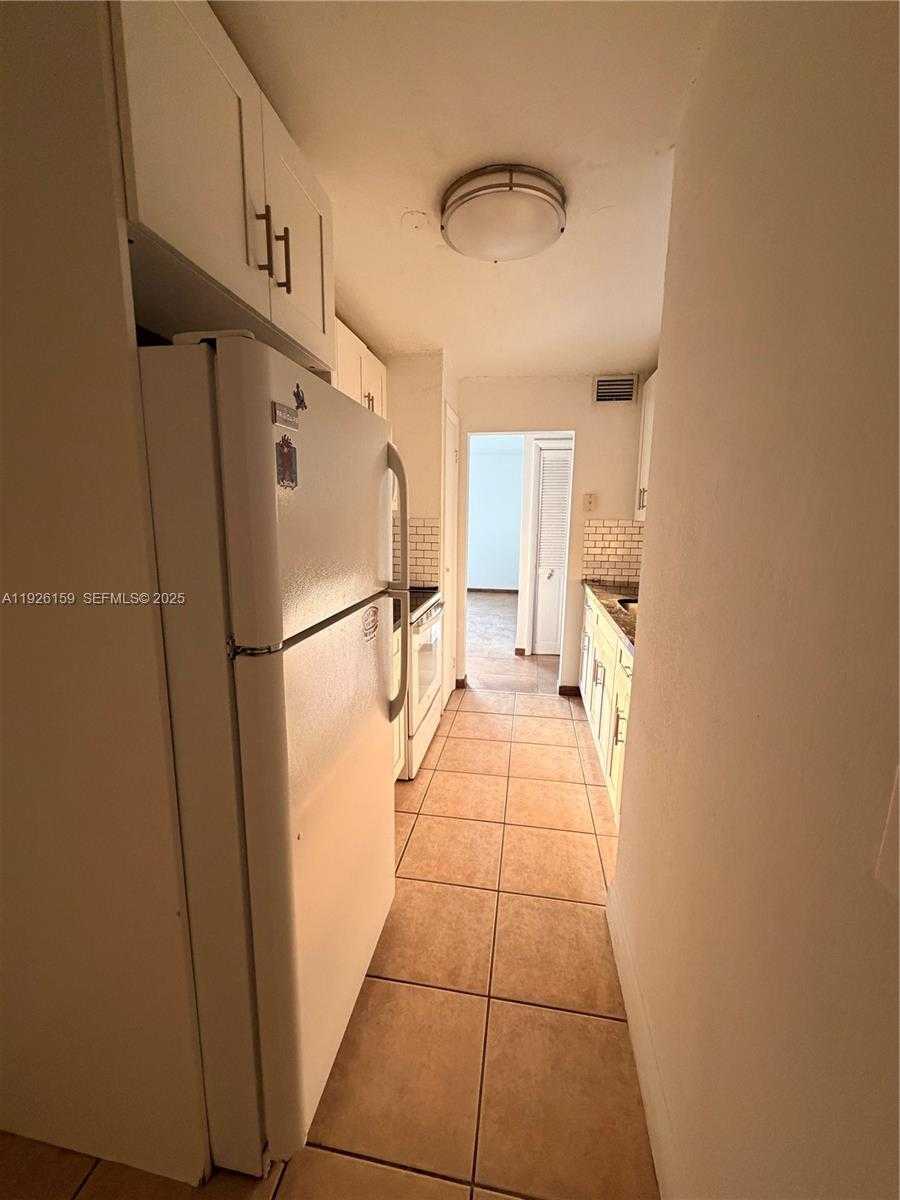 Small Image of 7250 SOUTH WEST 94TH PL #B8, Miami Number 8