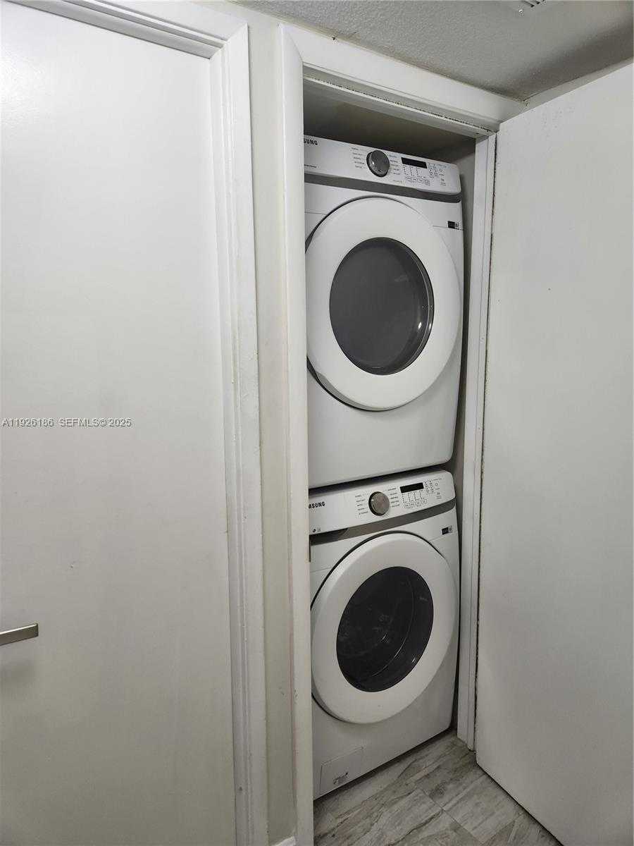 Small Image of 2801 NORTH EAST 183RD ST #310W, Aventura Number 11