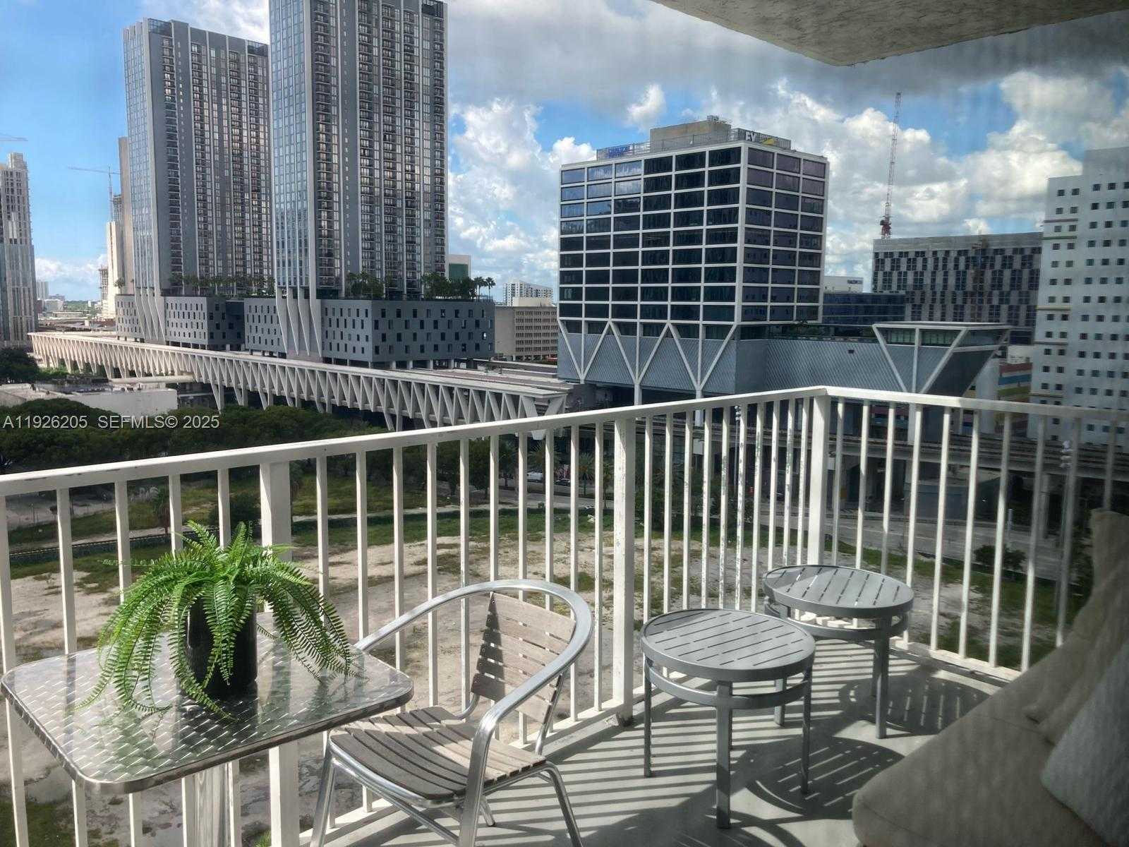 Small Image of 800 NORTH MIAMI AVE #E-1704, Miami Number 3