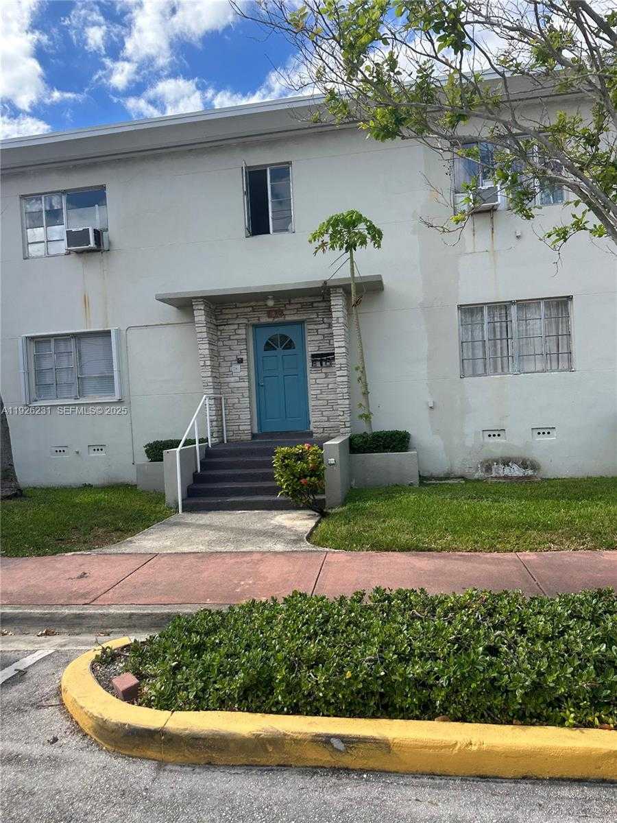 Small Image of 8340 CRESPI BLVD #19, Miami Beach Number 12