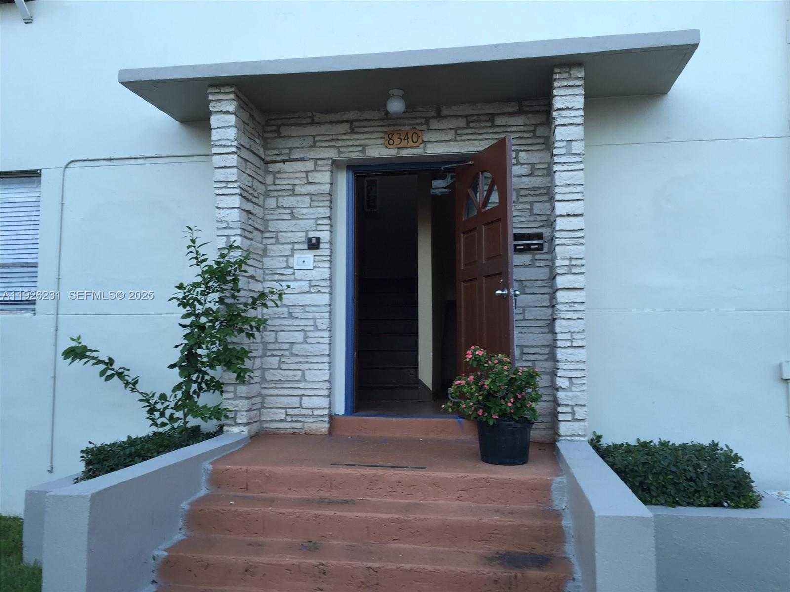 Small Image of 8340 CRESPI BLVD #19, Miami Beach Number 8