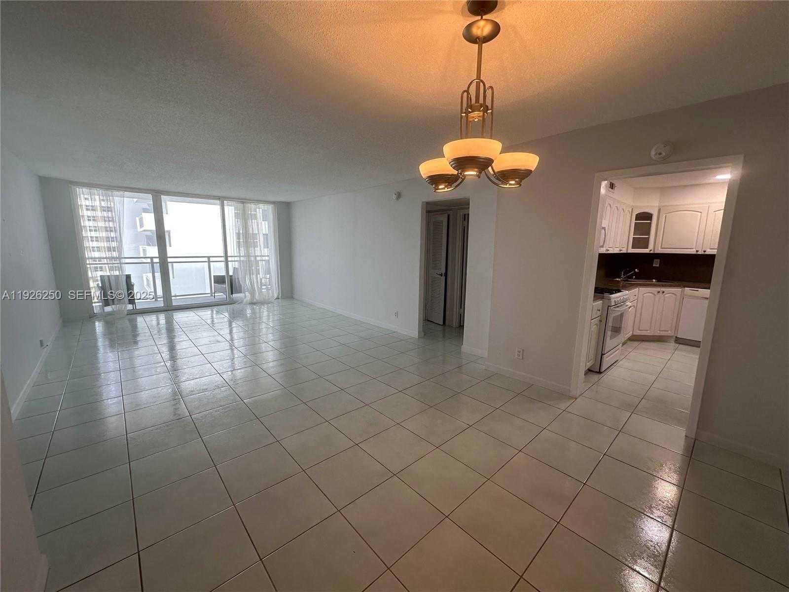 Small Image of 2030 SOUTH OCEAN DR #1705, Hallandale Beach Number 15