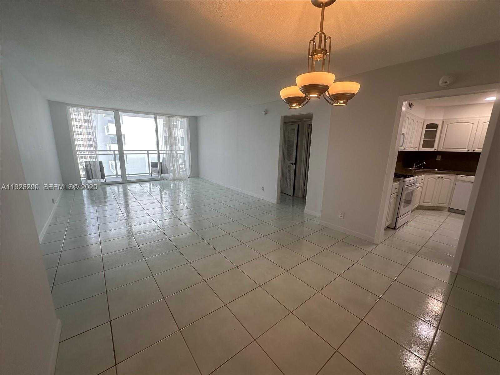 Small Image of 2030 SOUTH OCEAN DR #1705, Hallandale Beach Number 16
