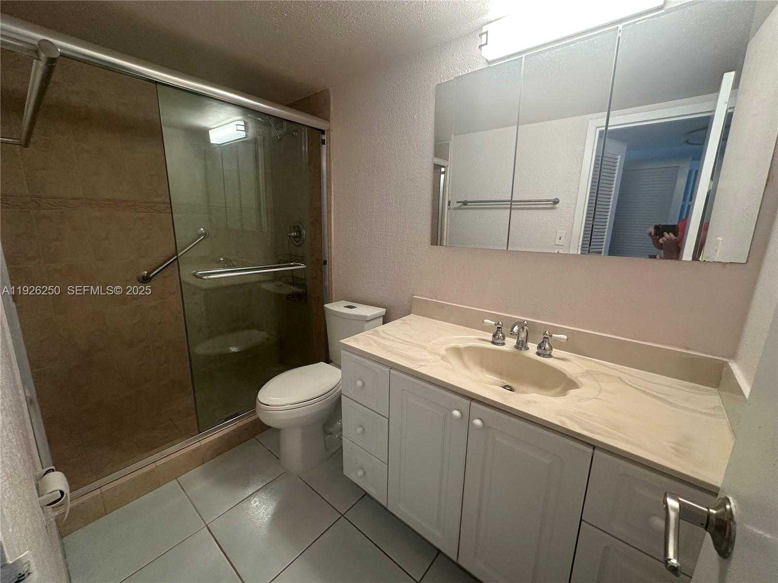 Small Image of 2030 SOUTH OCEAN DR #1705, Hallandale Beach Number 26