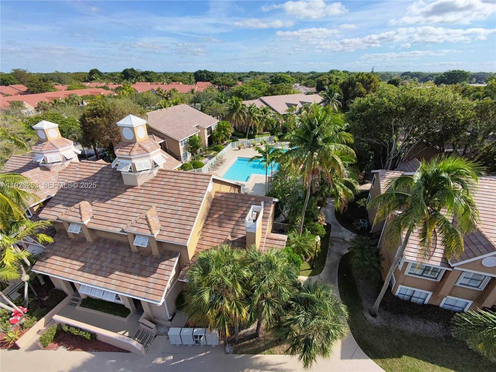 Small Image of 10670 SOUTH WEST 156TH PL #313, Miami Number 19