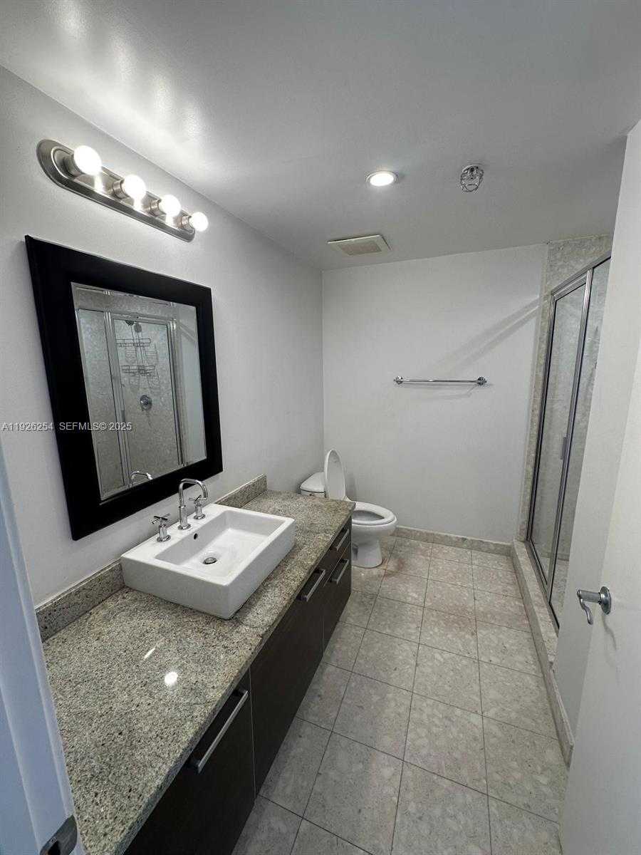 Small Image of 185 SOUTH WEST 7TH ST #3400, Miami Number 7