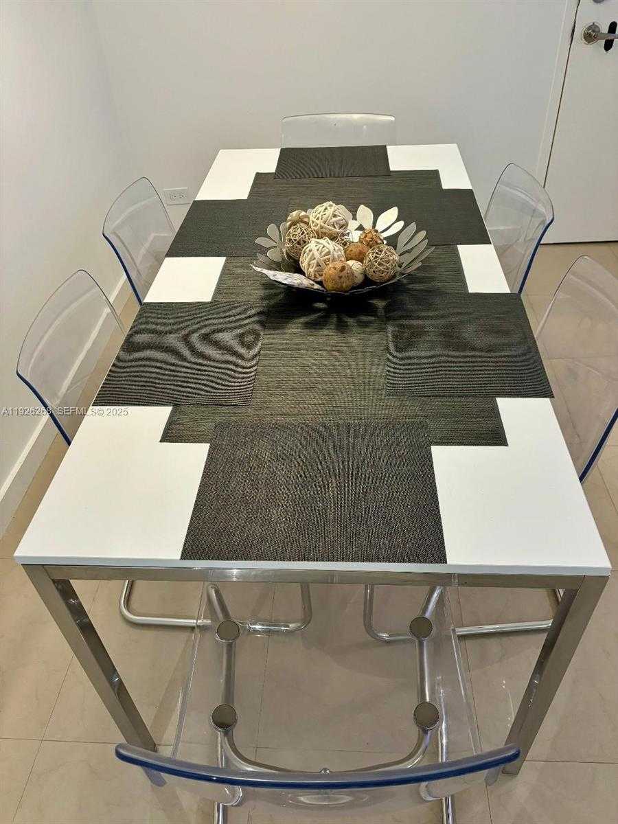 Small Image of 7441 WAYNE AVE #1R, Miami Beach Number 13