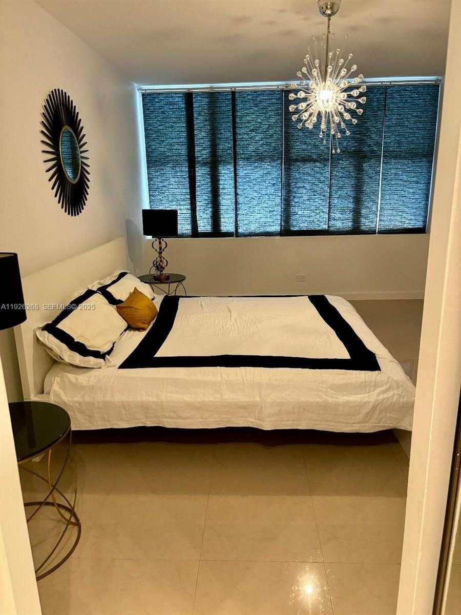 Small Image of 7441 WAYNE AVE #1R, Miami Beach Number 30